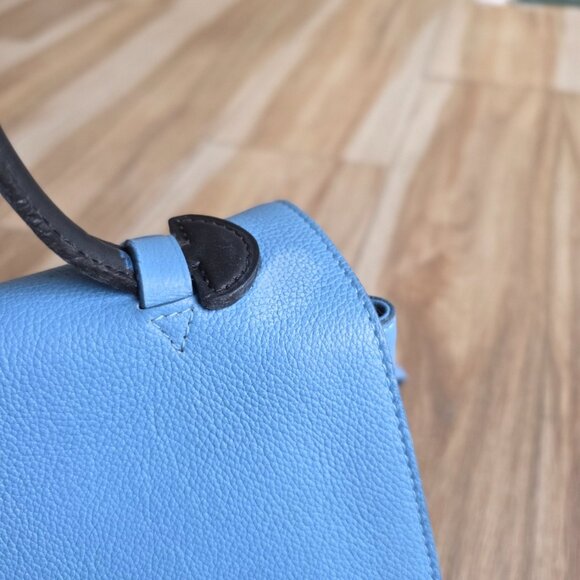 Louis Vuitton Lockme Calfskin Bleuet Top Handle Handbag - Picture 3 of 14